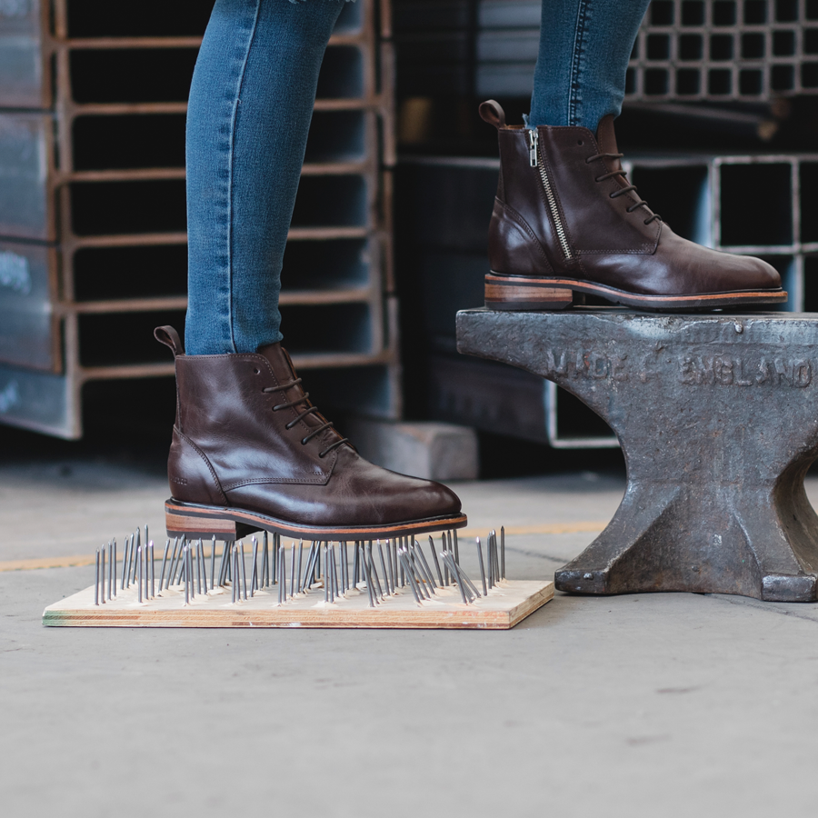 Botas Tacones Para Hombres Historia Botas Historia De Los Zapatos